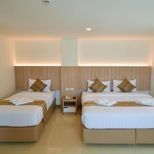 Suite Familiar Deluxe con Cama Queen